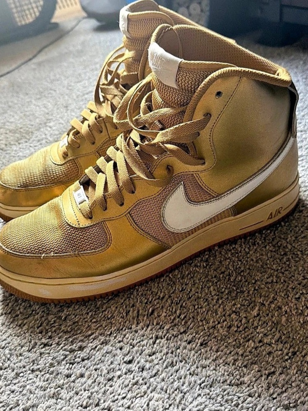 Nike Air Force 1 High-Top Sneakers Gold & White US 13